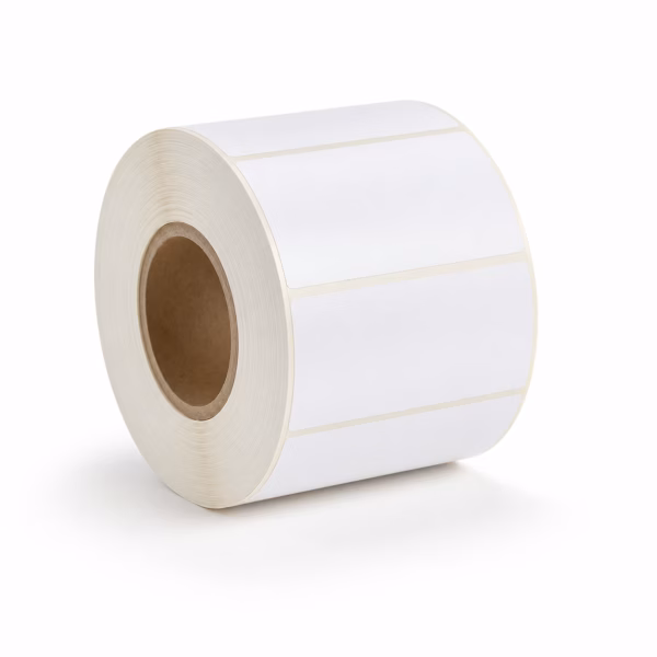 Mockup de etiqueta térmica neutra para catálogo de productos de impresión.